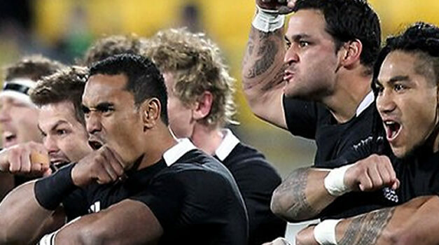 Jonah Lomu honored with hakas during emotional public funeral